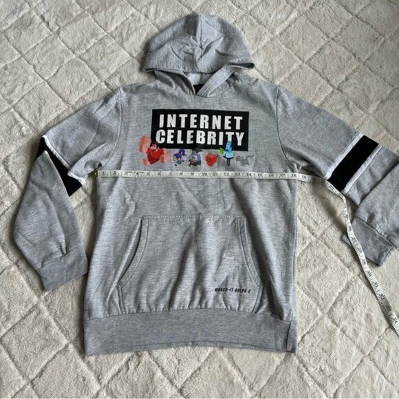 Disney Target | Wreck it Ralph 2 "Internet Celebrity" Hoodie | Size Extra Large - Picture 7 of 8